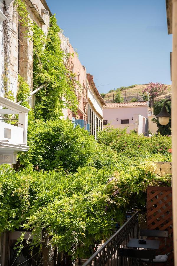 Chrisselen Palazzo Colombo Apartman Hriszí Aktí Haniá Kültér fotó