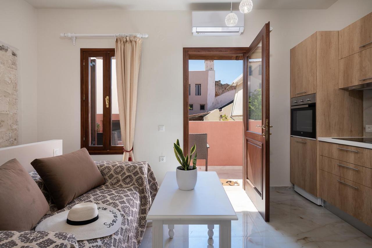 Chrisselen Palazzo Colombo Apartman Hriszí Aktí Haniá Kültér fotó